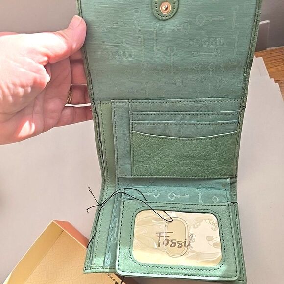 Fossil Genuine Leather Saddle Sea Green Mercer Long Live Vintage Zip Wallet NWT - Picture 7 of 7